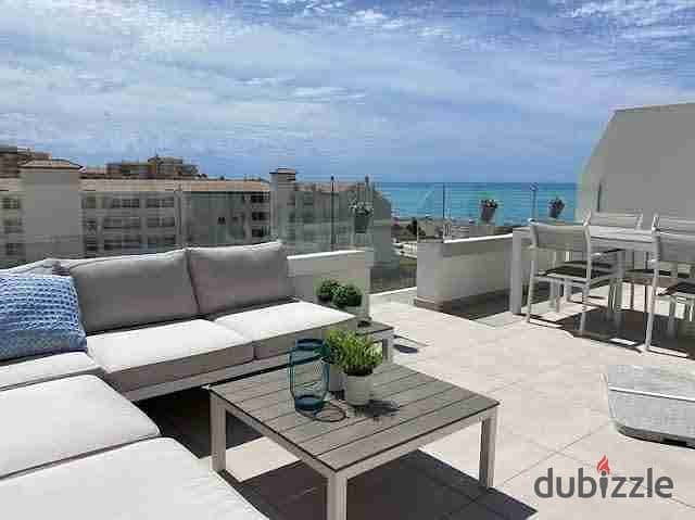 شاليه للبيع على فيو البحر جاهز للمعاينة | و على فيو لاجون | مساحة 178م  التفاصيل:  نوع الوحدة: شاليه  المساحة المبنية: 178م²  على فيو لاجون مميز  جاهز للمعاينة فورًا   للاستعلام: 01123955056  مميزات المشروع:   إطلالات خلابة على اللاجون  تصميمات عصرية وتشط 0