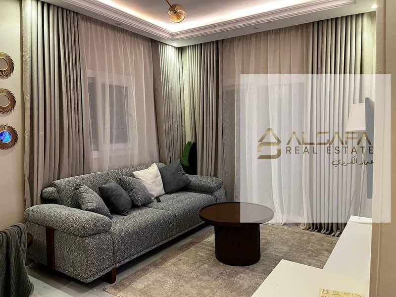 شقه 120 م الترا سوبر لوكس للبيع 0