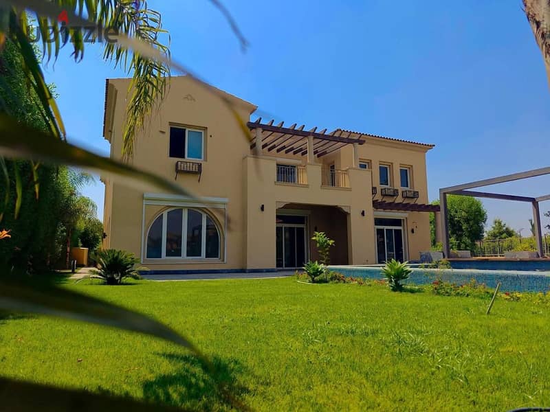 أقل سعر فيلا توين هاوس في السوق لسرعة البيع في ميفيدا اعمار مصر متشطبه سوبر لوكس استلام فوري جاهزه للمعاينه و السكن 0