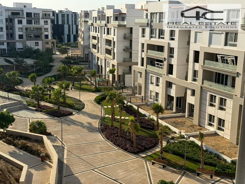 اقل من سعر السوق دوبلكس 4 غرف نوم استلام فوري فيو مباشر علي اللاند سكيب باقل مقدم و بالتقسيط في هايد بارك التجمع الخامس hyde park fifth settlement 0