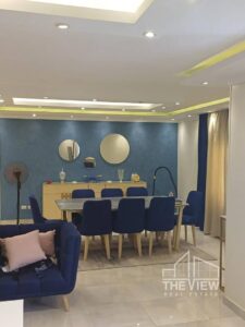 شقة مساحة مميزة برايم لوكيشن خطوات لمسجد الشرطة تشطيب مميز كمبوند الخمايل الشيخ زايد 6,500,000 ج.م