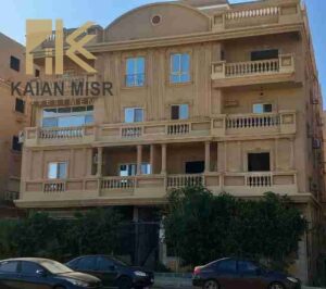 شقة 300م + 30م اوت دور في المنطقة الخامسة عمارات 3,500,000 ج.م