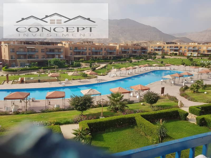 بنتهاوس مع روف بإطلالة على البحر وحمام سباحة في بلومار الدوم - العين السخنة 0