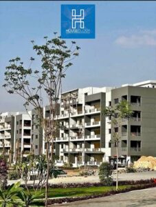 7,000,000 ج.م شقة 115م للبيع في اميز لوكيشن في التجمع الخامس من الكزار بمقدم 350 الف واقساط متساويه علي 10 سنين