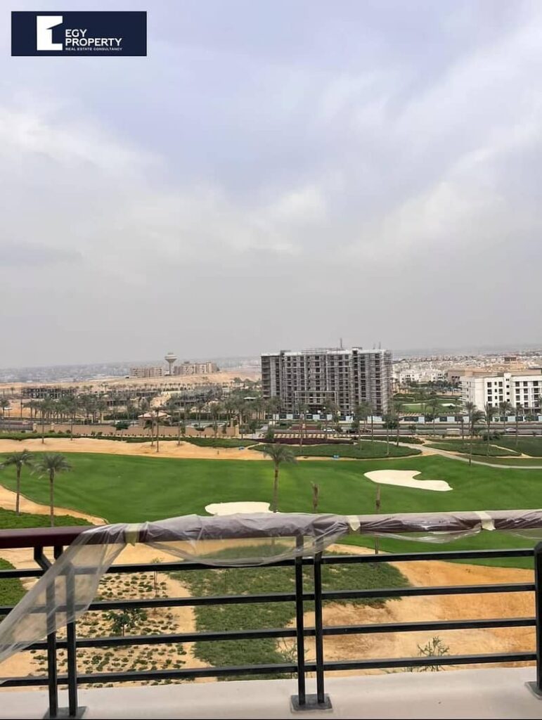 شقة للبيع متشطبة بأقل سعر في أب تاون كايرو - المقطم التجمع الخامس 0