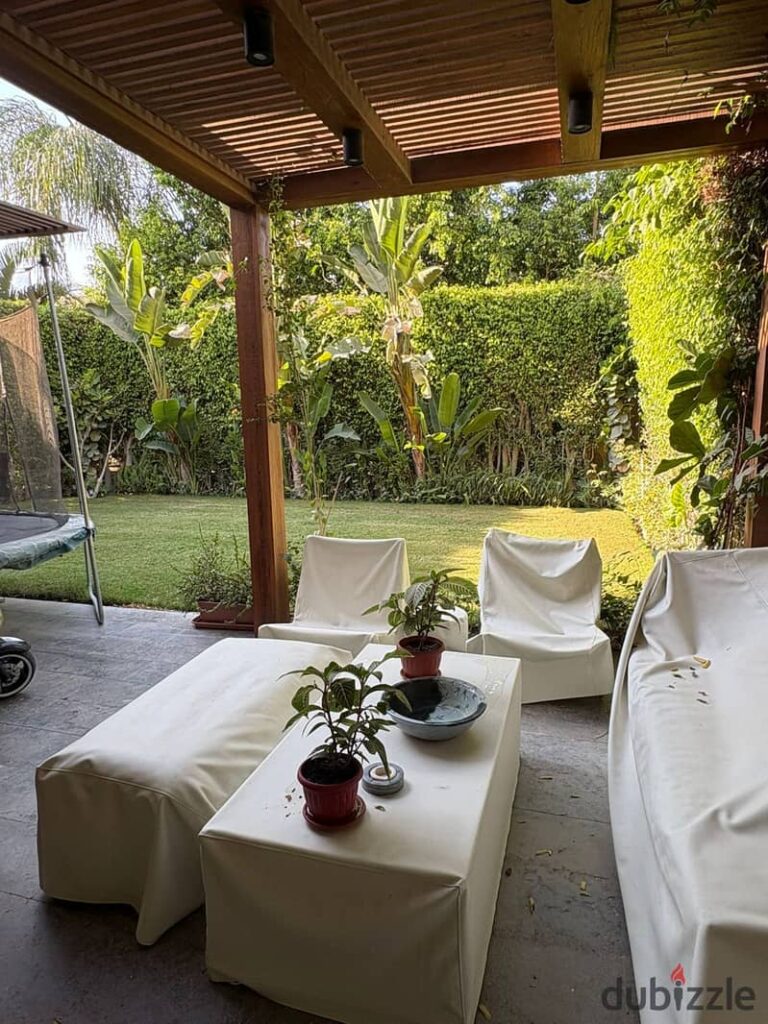 للبيع فيلا استاند الون 303 متر تشطيب الترا مودرن داخل كمبوند جرينز, درة, الشيخ زايد                                                                  , 0