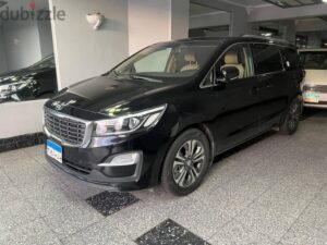 Kia Carnival 2019 Highline 1,890,000 ج.م