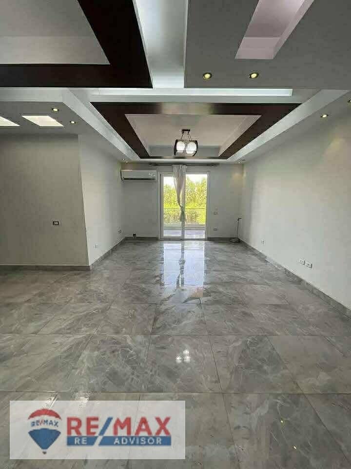 للبيع في كمبوند زايد ديونز الشيخ زايد -  شقه الترا لوكس في موقع مميز 0