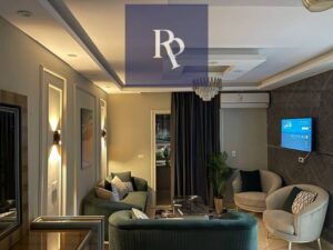 شقة مفروشة للإيجار – جاردينيا سيتي 30,000 ج.م