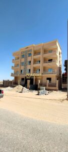 شقتك استلام فوري في الحي الأول بيت الوطن بفيو مميز على جنينة والشارع الفاصل مع النورث هاوس بمساحة 175 متر وكمان بالتقسيط على 30 شهر 4,200,000 ج.م