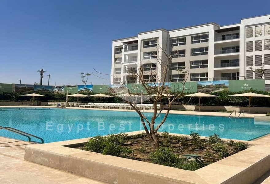 ميفيدا ١٩٠م ٣ غرف اول سكن علي حمام السباحة 0