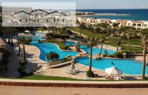 توين هاوس صف ثالث يطل على البحر مفروش في توباز – العين السخنة 11,000,000 ج.م