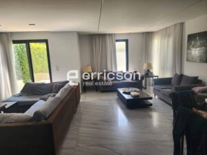 للإيجار في فيليت فيلا كورنر موقع مميز جدًا. – التجمع الخامس 160,000 ج.م