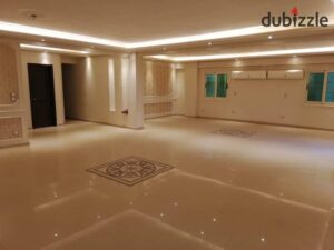 **شقة للإيجار – القاهرة الجديدة، التجمع الأول، فيلات الياسمين 2** **الموقع:** فيلات الياسمين 2 – بجوار جميع الخدمات **المساحة:** **300 م²* 40,000 ج.م