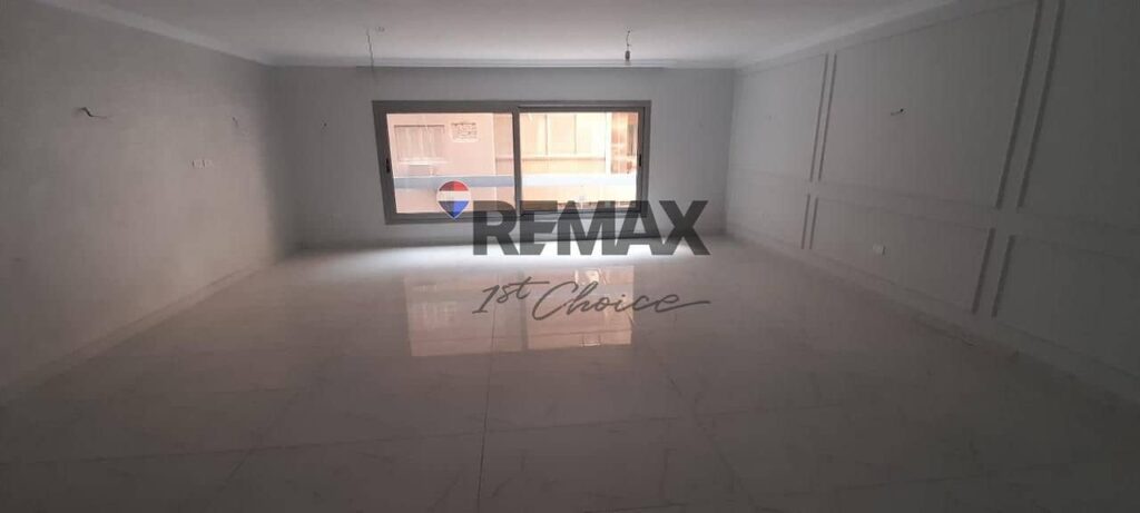 للبيع شقة لقطة متشطبه سوبر لوكس - الدقي 0