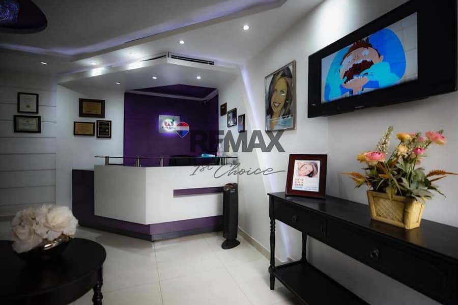 للبيع فى موقع حيوى   عياده أسنان مرخصه و مسجله 0