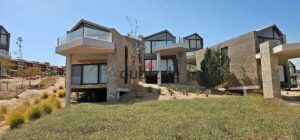 فيلا متشطبة بالكامل 455 متر بتطل على البحر شاطيء رملي جاهزة للمعاينة الفورية 18,000,000 ج.م