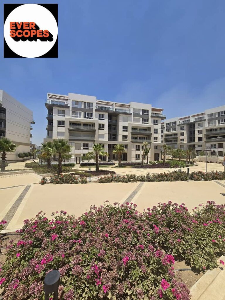 شقه للبيع في التجمع الخامس موقع مميز في كمبوند ( هايد بارك ) 0