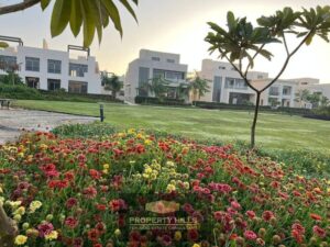 13,300,000 ج.م فرصه لا تفوت تاون هاوس للبيع 200م بأميز موقع في أوويست – استلام فوري، برايم لوكيشن، بانوراما وفيو لاندسكيب خطير، كمبوند متكامل من سميح ساويرس