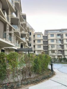 شقة مميزة للبيع ف بادية متشطبة بالكامل استلام فوري من شركة بالم هيلز – اكتوبر 6,000,000 ج.م