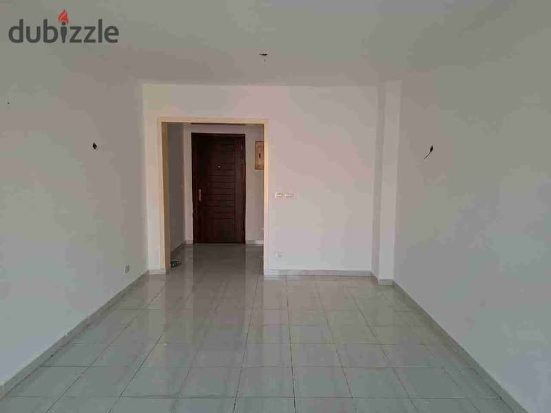 بجوار الخدمات بيع 107م خالصة الثمن في مدينتي موقع متميز جدا 0