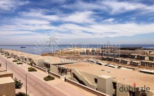 شالية دور تالت مفروش بالكامل بالأجهزة والتكييفات فيو بحر وحمام السباحة بمنتجع المونت جلالة في العين السخنة. 6,500,000 ج.م