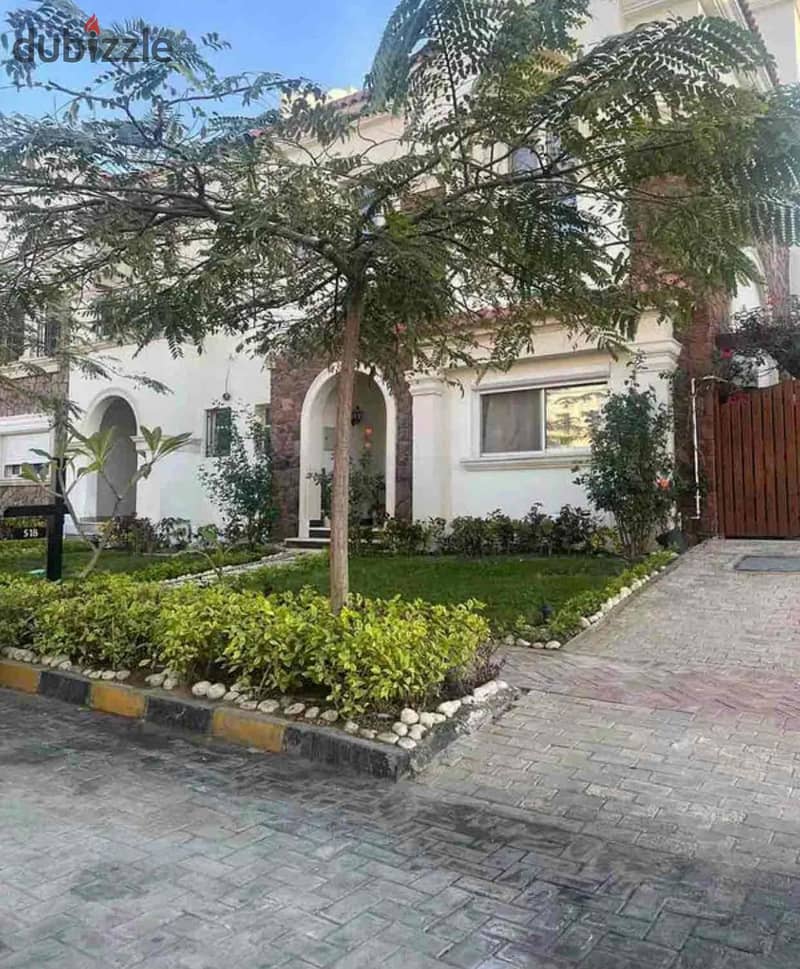 فيلا بعقد قديم في قلب الشروق جنب نادي هليوبوليس بسعر لقطه من المالك مباشره 0