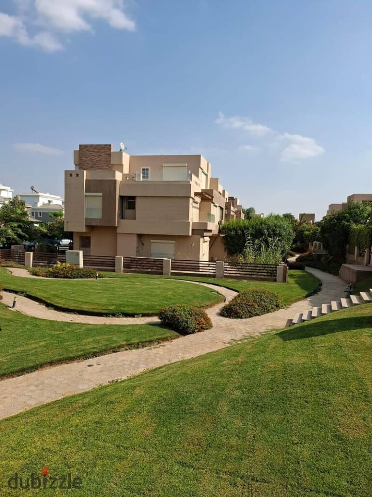 تاون هاوس للبيع 4 غرف ريوس Rayos بجوار ماونتن فيو 6 أكتوبر فيو مميز استلام فورى 0