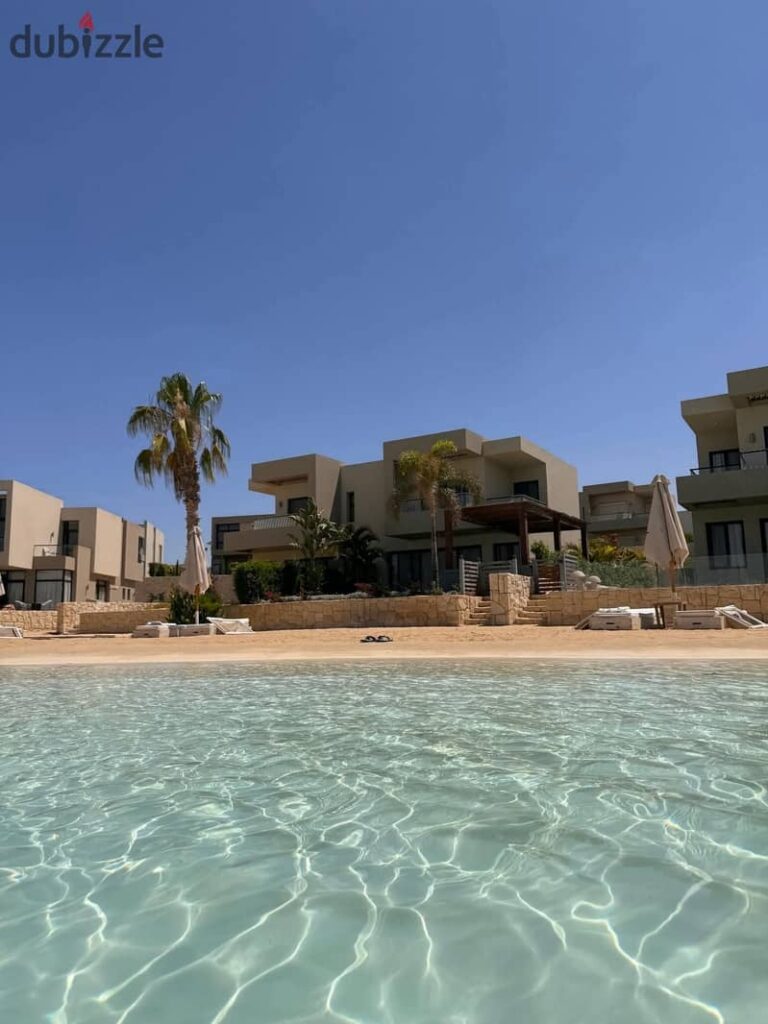 شاليه للبيع مباشر على لاجون في أرقي منطقة في العين السخنة بمقدم 2.500. 000 مع تقسيط المتبقى 0