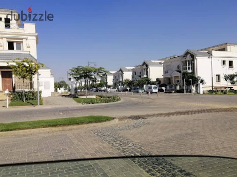 فيلا مستقلة للبيع 328م داخل كمبوند ماونتن فيو تشيل اوت بارك استلام فوري بالتقسيط 0