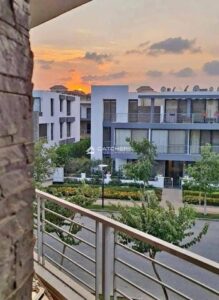 شقه امام مطار القاهرة مباشرة بخصم 50% لفترة محدودة جدا في كمبوند تاج سيتي 6,000,000 ج.م