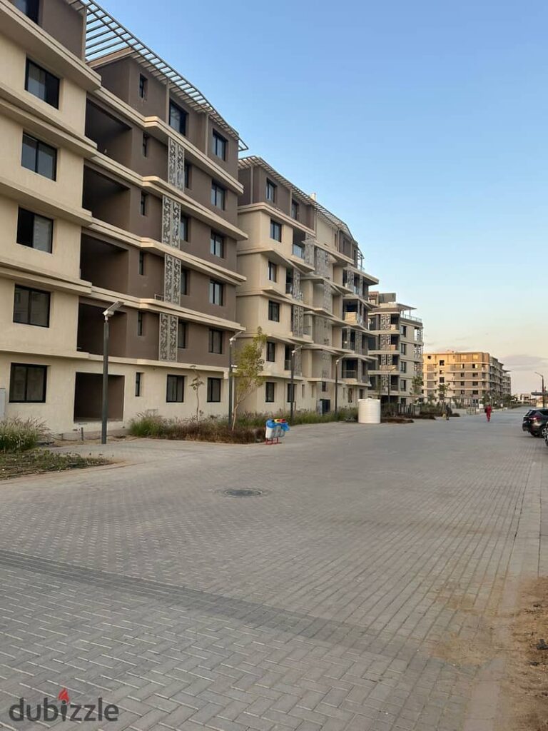 شقة ريسيل للبيع استلام فوري متشطبة في كمبوند بادية من بالم هيلز بأقل سعر ومقدم 0