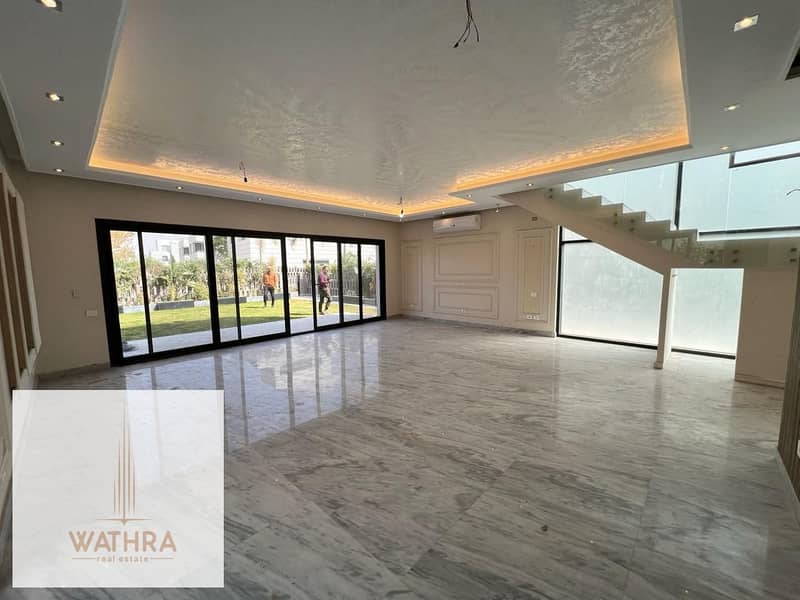 فيلا فاخرة 340 متر متشطبة بالكامل بالتكييفات والمطبخ داخل كمبوند راقٍ ساكن فعليًا بالقاهره الجديدة 0