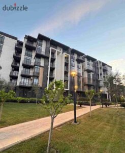 شقه لقطه للبيع في افضل مراحل مدينتي b8 مساحه ١٢٨م بجوار الشانزلزيه مباشرة 5,670,000 ج.م