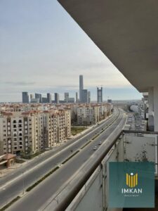 5,900,000 ج.م شقة 213م / متشطبة / بفيو على البرج الايكونى / استلام فورى / بالتقسيط على 12 سنة / للبيع ف ال ار3 _ العاصمة الادارية – العاصمه – القاهرة