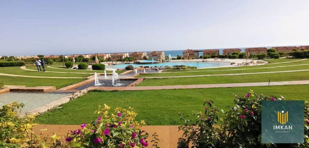 شاليه للبيع 126م متشطبة بالتكيفات + مطبخ فيو بحر و حمام سباحة قسط على 10 سنين فى قرية تلال العين السخنة 0