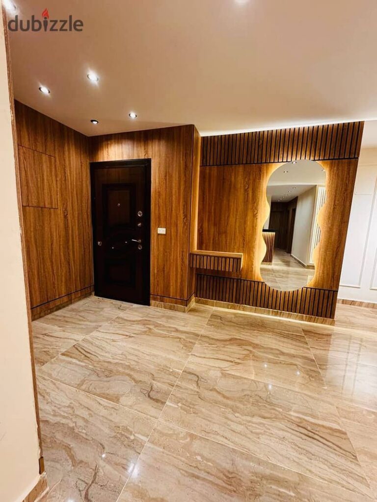 شقة لقطة للبيع في قلب مدينتي 0