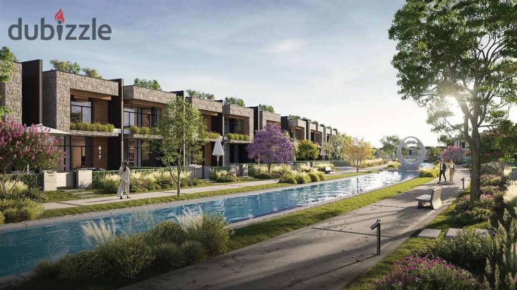 تاون هاوس للبيع في  اكتوبر لوكيشن مميز علي  طريق الواحات  مباشرة  في دريم لاند 0