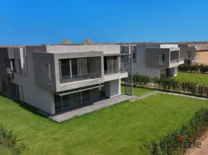 فيلا تاون هاوس للبيع استلام فوري- بالتقسيط – في اميز لوكيشن بفيو الاهرامات في هضبه بالقرب من نيو جيزة 18,500,000 ج.م