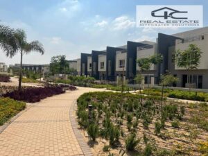 باقل اقساط تاون هاوس مودرن 4 غرف نوم اقل مقدم متاح في هايد بارك التجمع الخامس hyde park new cairo fifth settlement 17,300,000 ج.م