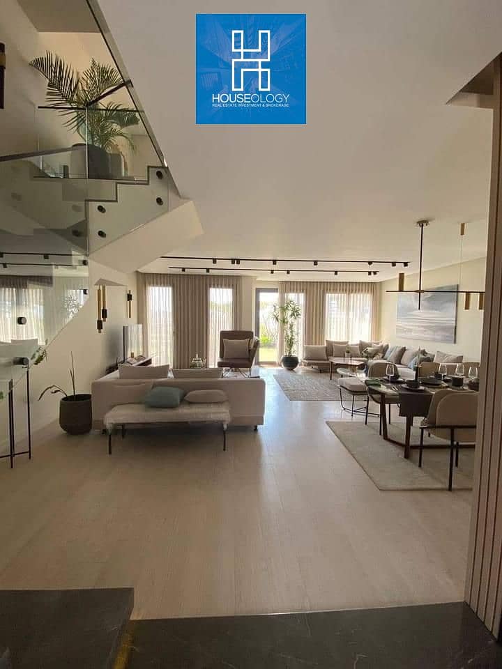 اخر تاون هاوس متشطب بالتكييفات والمطبخ بخصم 45٪ للبيع في كمبوند فيلات فقط سور في سور مع مدينتي 0