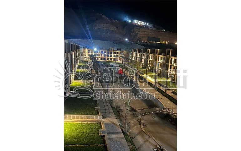 شالية للبيع بالتقسيط استلام فورى فيو عالبحر مفروش بالكامل بالأجهزة والتكييفات في منتجع بيلا فينتو – العين السخنة 0