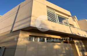 باقل سعر واستلام فوري تاون هاوس كورنر متشطب في كومبوند اتريو الشيخ زايد 20,500,000 ج.م