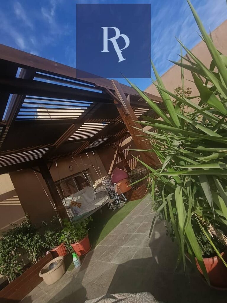 للبيع – شقة روف في Wesal Views مساحة كبيرة 220 م² + مطبخ وبرجولا – فرصة مميزة للاستثمار والسكن 0