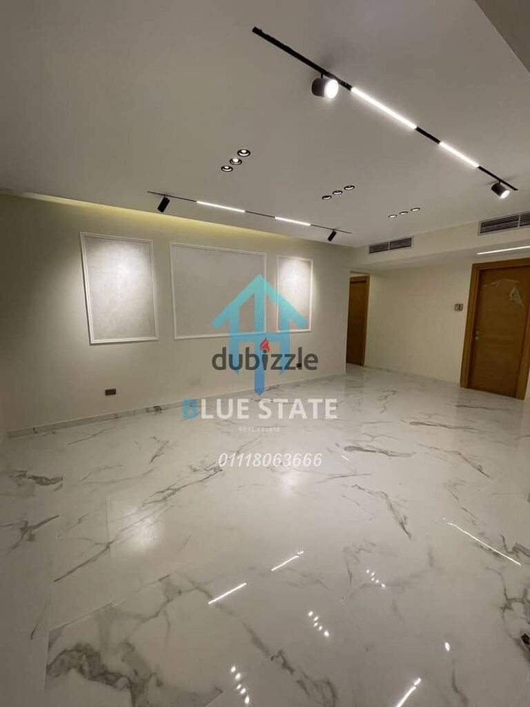 مقر إداري للايجار على كورنيش المعادي – مساحة 350 متر – موقع مميز للشركات 0