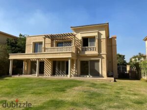 فيلا للإيجار في كمبوند ذا فيلا التجمع الخامس بالقرب من كونكورد بلازا و خطوات من شارع التسعين 4 غرف بالمطبخ والتكييفات بجوار الجامعة الامريكية 120,000 ج.م