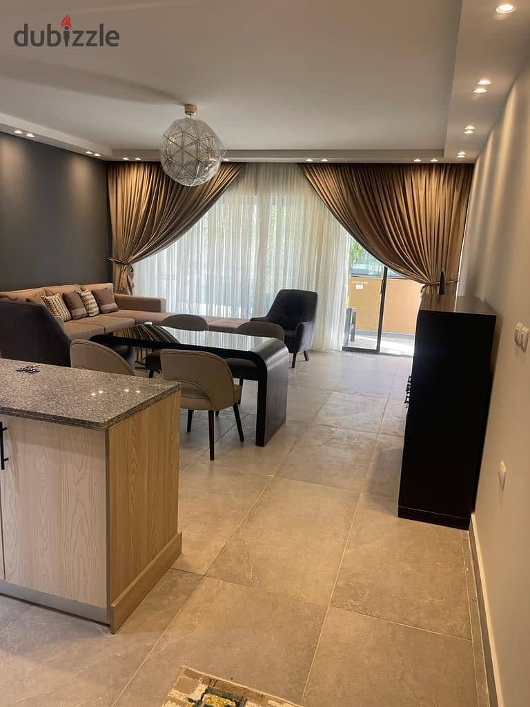 شقه للايجار في كمبوند ليك فيو ريزيدنس 0