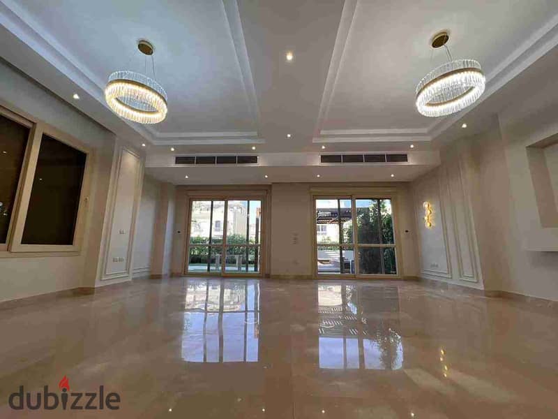 فيلا للايجار نصف مفروش في كمبوند الباتيو اورو - لافيستا 0