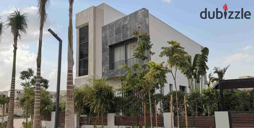 ڤيلا لقطه في ارقي كمبوند في القاهرة الجديدة مساحتها كبيره 0