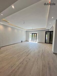 90,000 ج.م شقه مودرن للايجار سوبر فى كيروفيستفال ستى مسبح خاص معلومات اكثر :01018185999